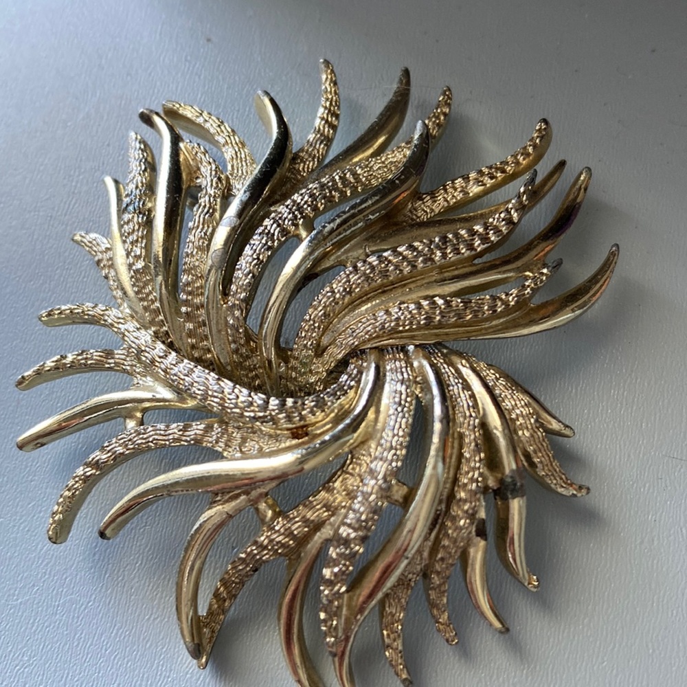 Vintage Marboux Pin Brooch Swirl Signed gold tone